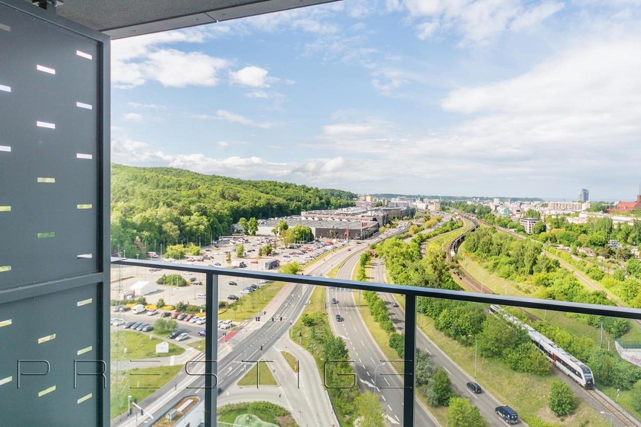 Prestige Apartments Modern Tower Gdynia Exteriör bild